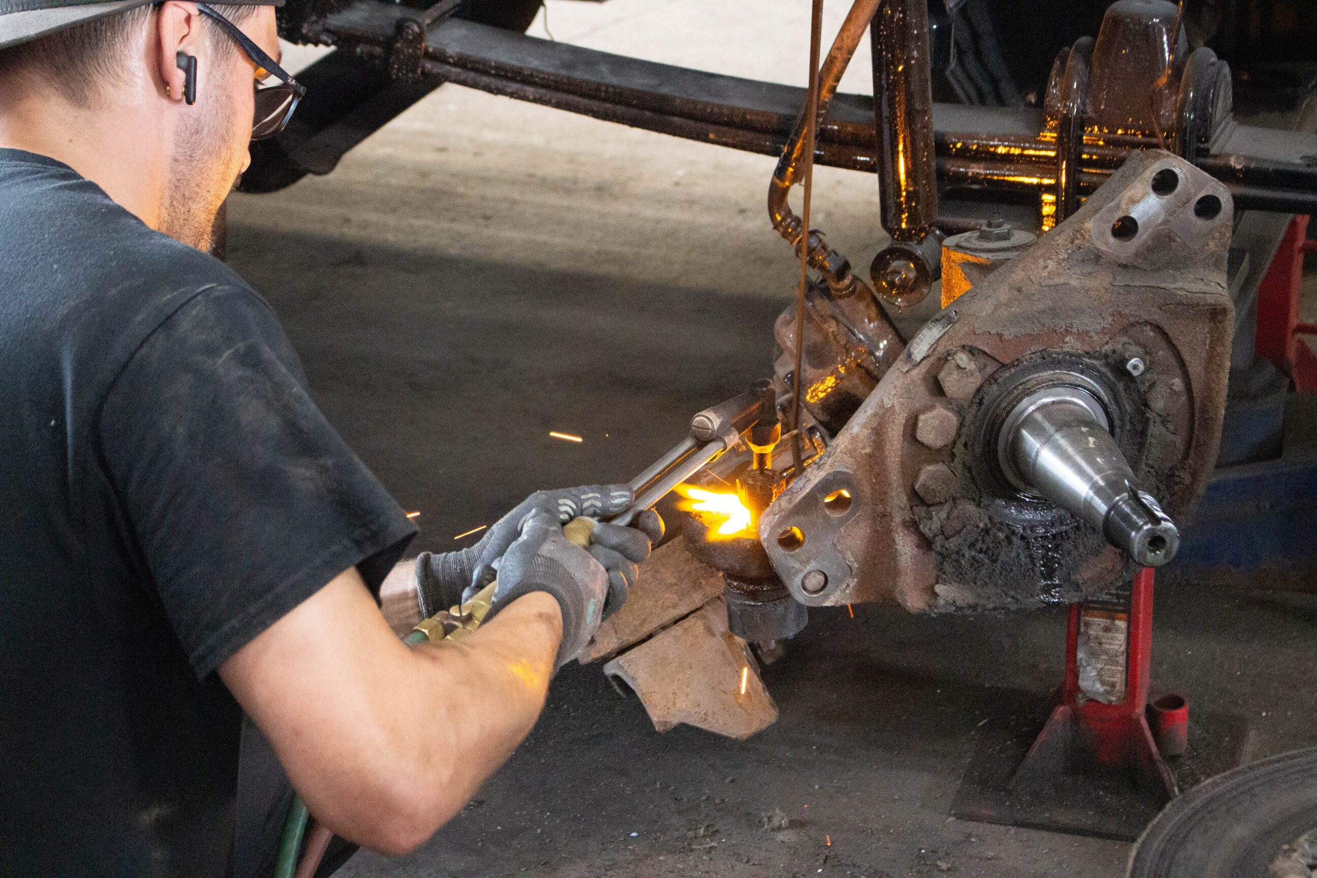 How to maintain a used heavy-duty truck