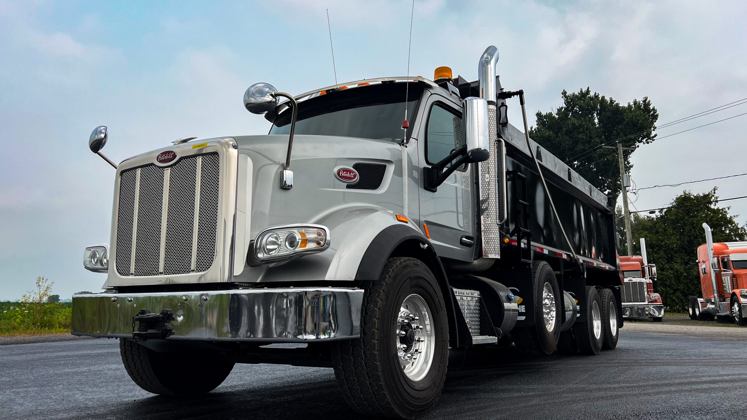Achat de camion lourd en 2026 : 5 questions clés avant de choisir un camion usagé ou remis à neuf